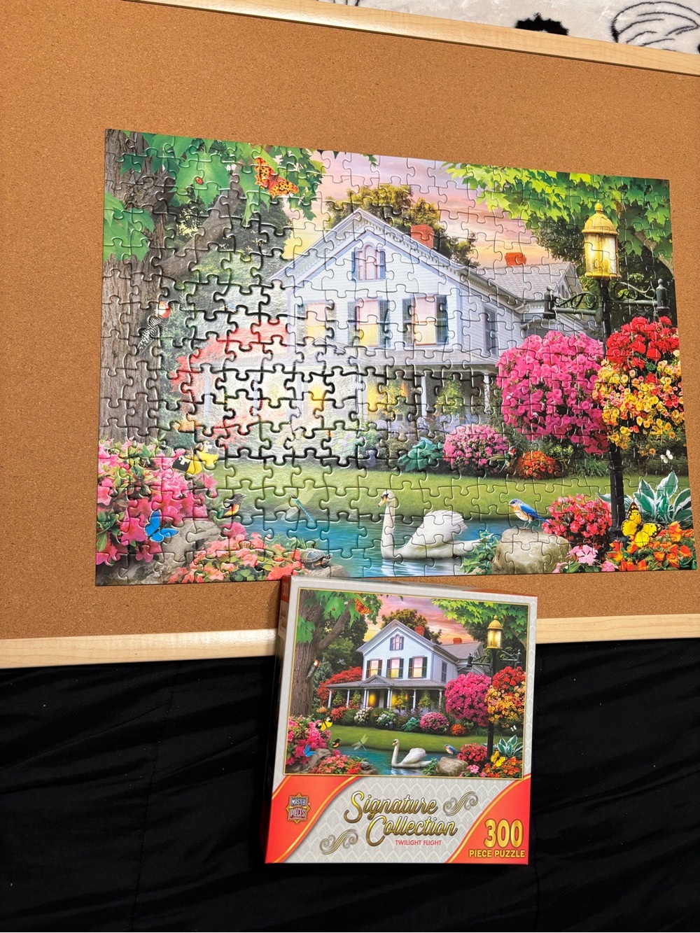 Signature Collection 300-Piece Garden House Puzzle โ Multicolor